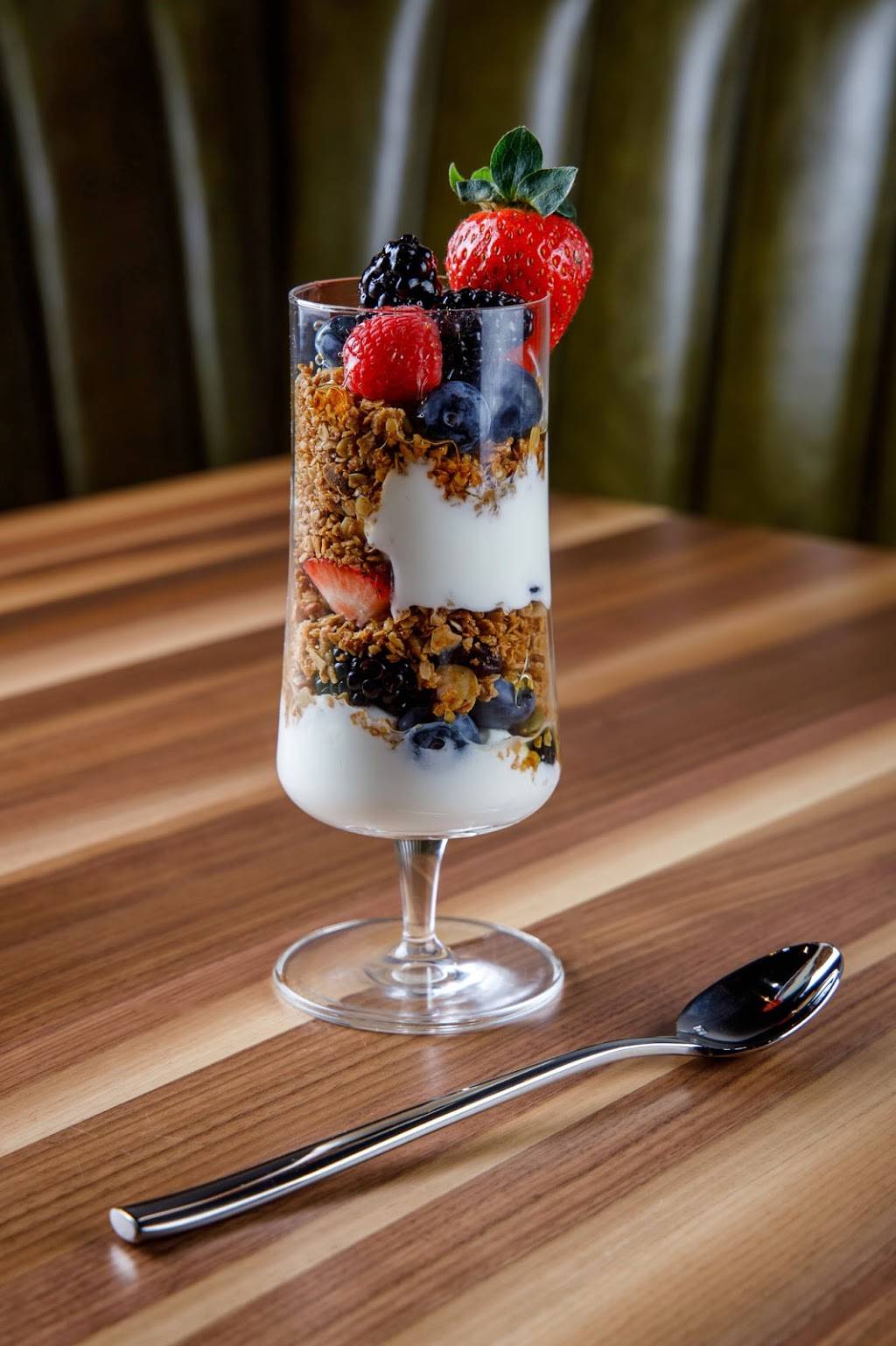 The Walnut Room - Hotel Northland - Green Bay | restaurant | 304 N Adams St, Green Bay, WI 54301, USA | 9207702399 OR +1 920-770-2399