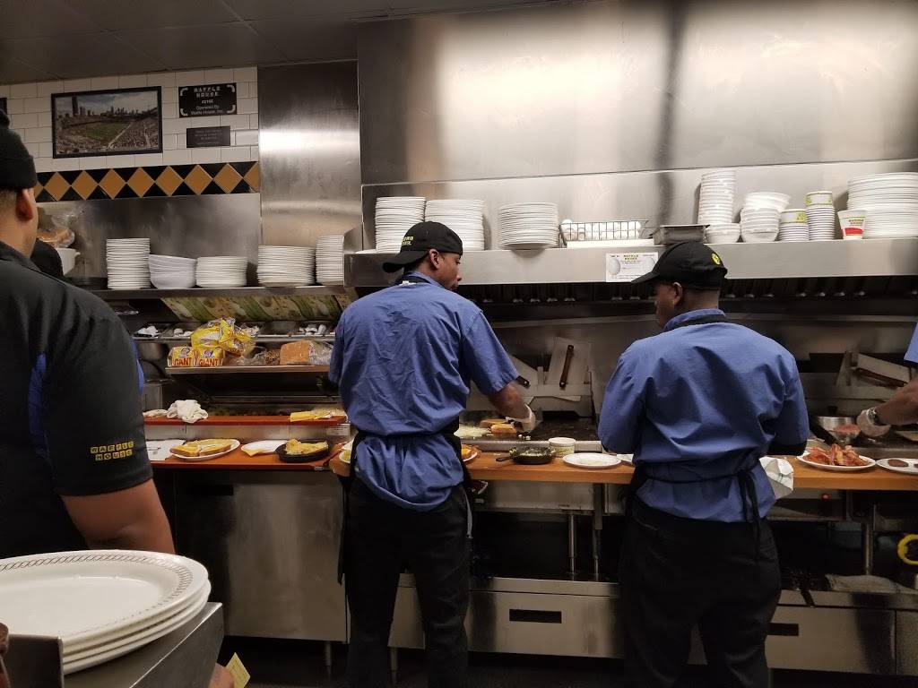 Waffle House | restaurant | 1099 Northside Dr NW, Atlanta, GA 30318, USA | 4048238358 OR +1 404-823-8358