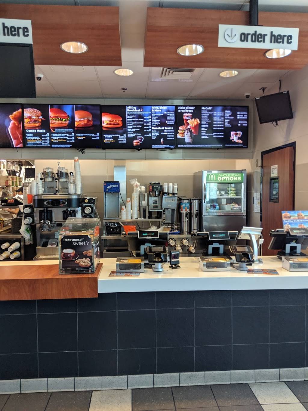 McDonalds | cafe | 4934 Boulder Hwy, Las Vegas, NV 89121, USA | 7024341831 OR +1 702-434-1831