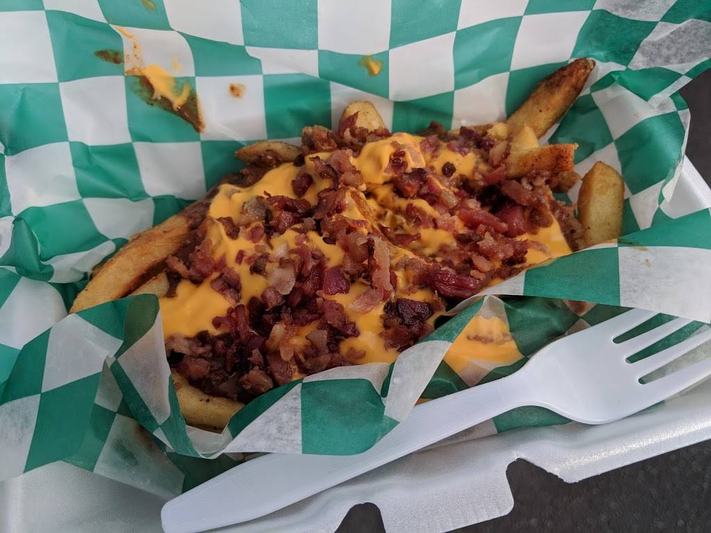 Good Doggie | restaurant | 11552 Busy St, North Chesterfield, VA 23236, USA | 8044641512 OR +1 804-464-1512