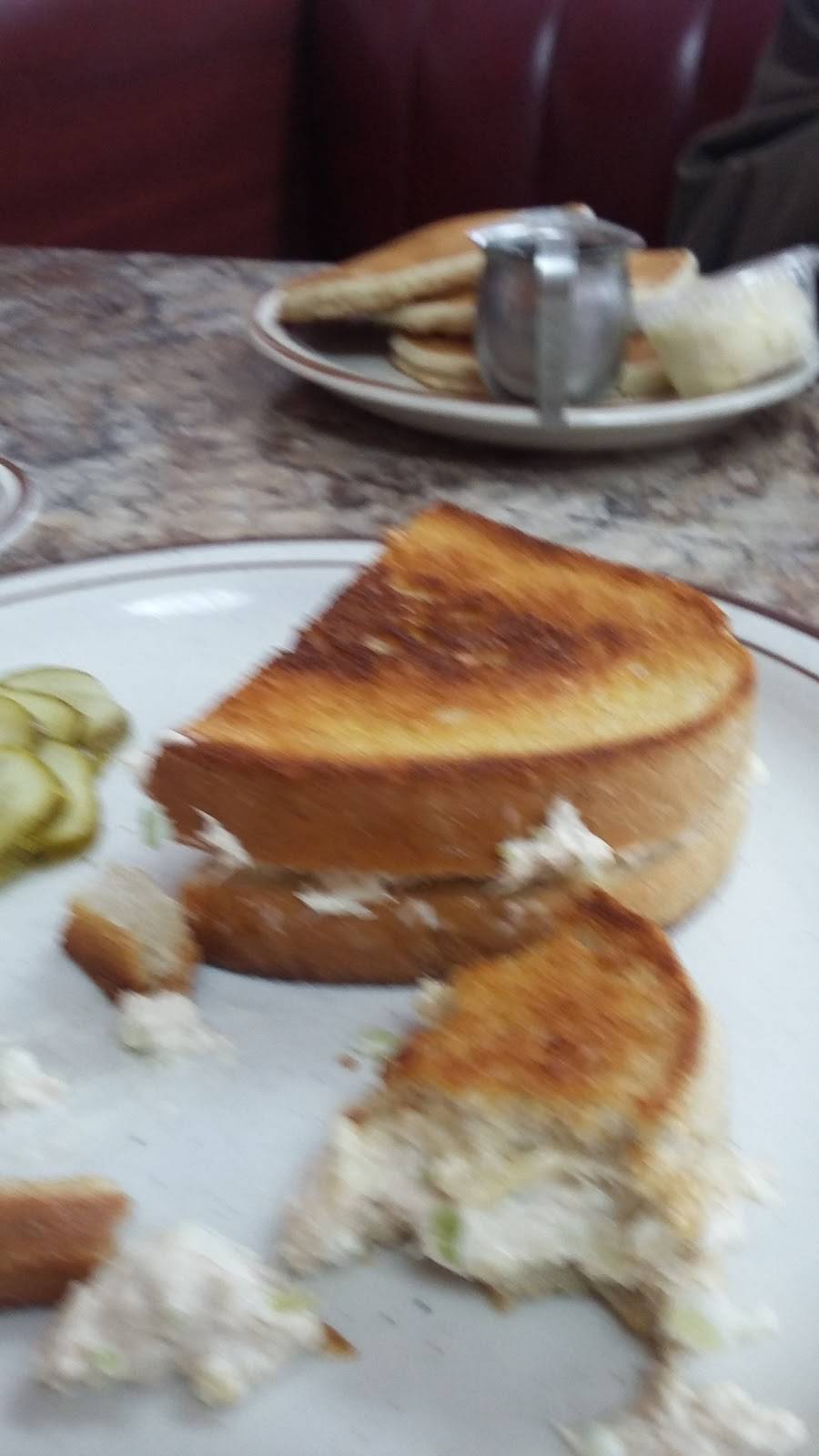 Cozy Cabin | restaurant | 2129 Twelve Mile Rd, Warren, MI 48092, USA | 5865587555 OR +1 586-558-7555