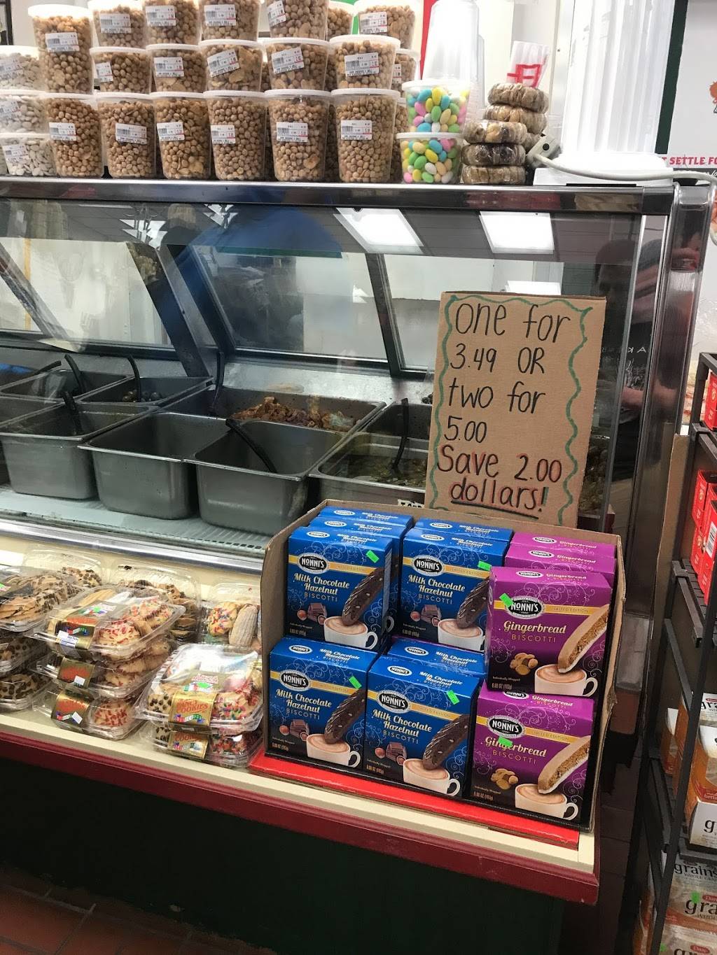 Roma Sausage & Deli | meal takeaway | 2029 Bleecker St, Utica, NY 13501, USA | 3157921445 OR +1 315-792-1445