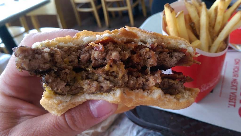 Wendys | restaurant | 2960 Lawrenceville-Suwanee Rd, Suwanee, GA 30024, USA | 7709321560 OR +1 770-932-1560