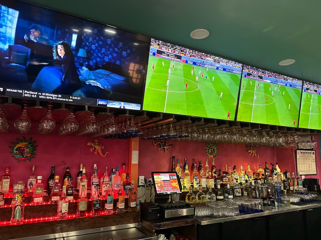 Mazatlan Mexican Bar & Grill | restaurant | 1656 Worcester Rd, Framingham, MA 01702, USA | 5082029795 OR +1 508-202-9795