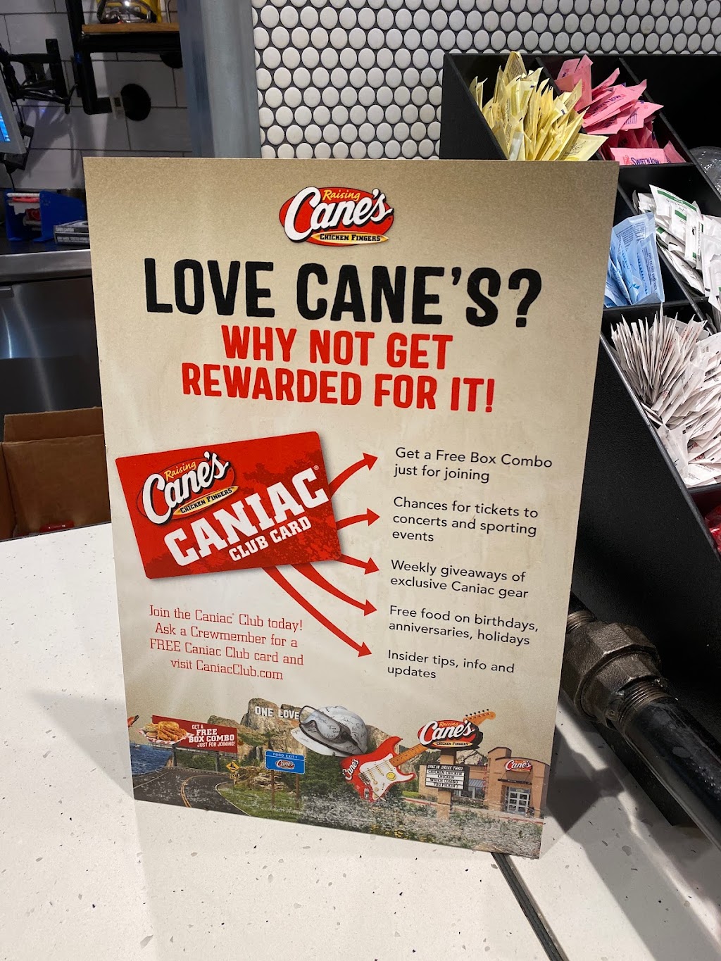 Raising Canes Chicken Fingers | restaurant | 23000 Hawthorne Blvd, Torrance, CA 90505, USA | 3103730022 OR +1 310-373-0022