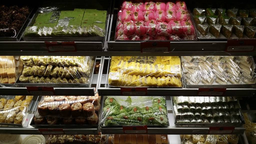 Rajdhani Sweets & Restaurant | restaurant | 2658 Islington Ave, Etobicoke, ON M9V 2X5, Canada | 4167487108 OR +1 416-748-7108