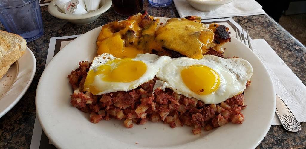 Majestic Diner | restaurant | 498 Old Country Rd, Westbury, NY 11590, USA | 5169976010 OR +1 516-997-6010