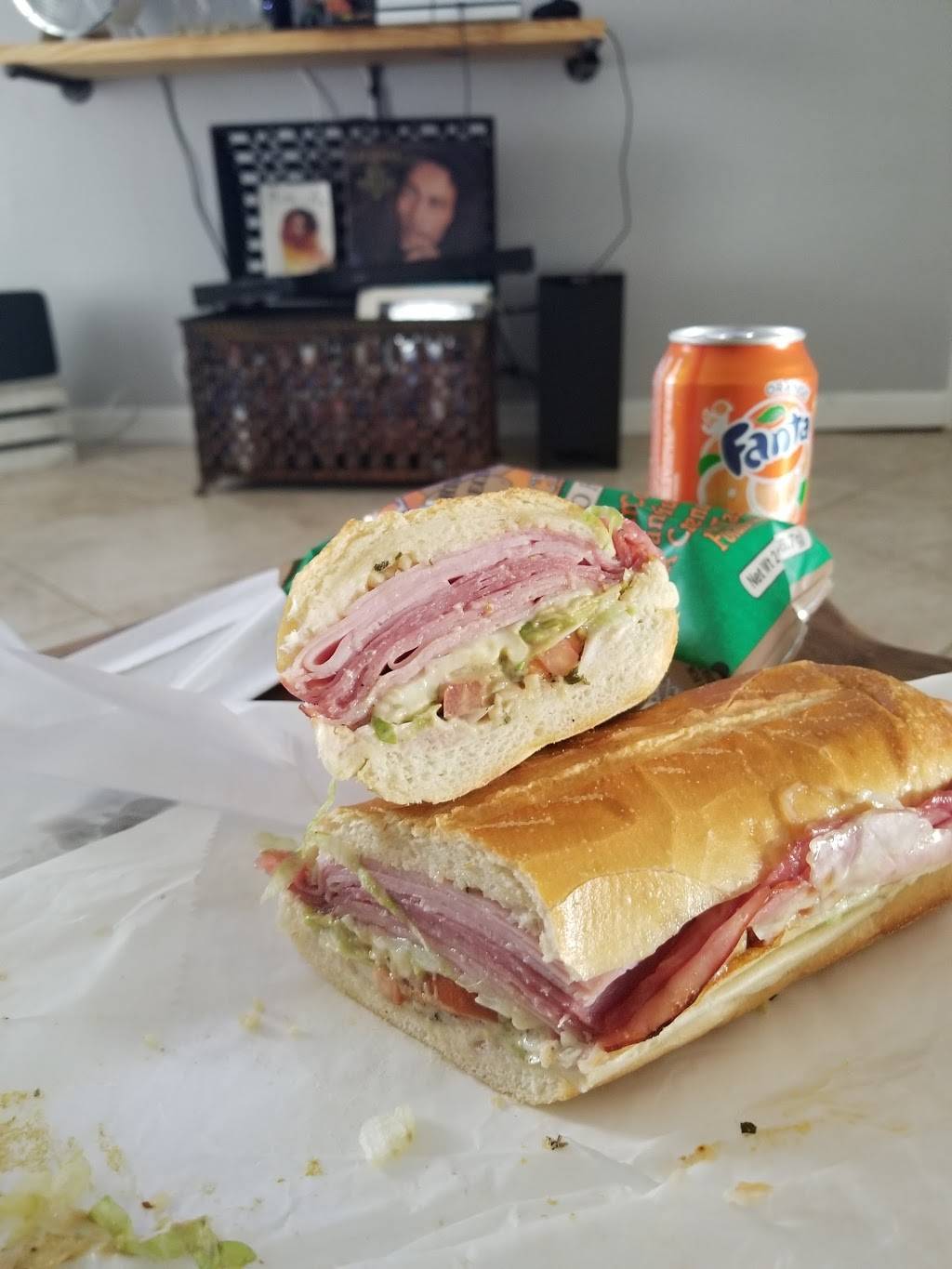 Louie Ks Club Sandwich | restaurant | 2560 N University Dr, Sunrise, FL 33322, USA | 9547469994 OR +1 954-746-9994