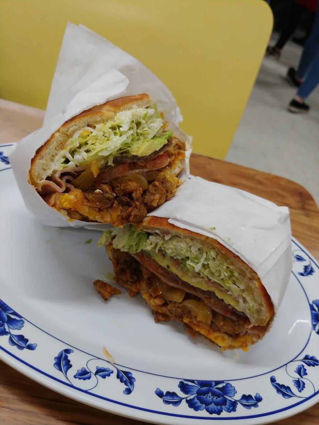 Mercado Plaza Del Sol | restaurant | 518 N Arizona Ave, Chandler, AZ 85225, USA | 4808553888 OR +1 480-855-3888