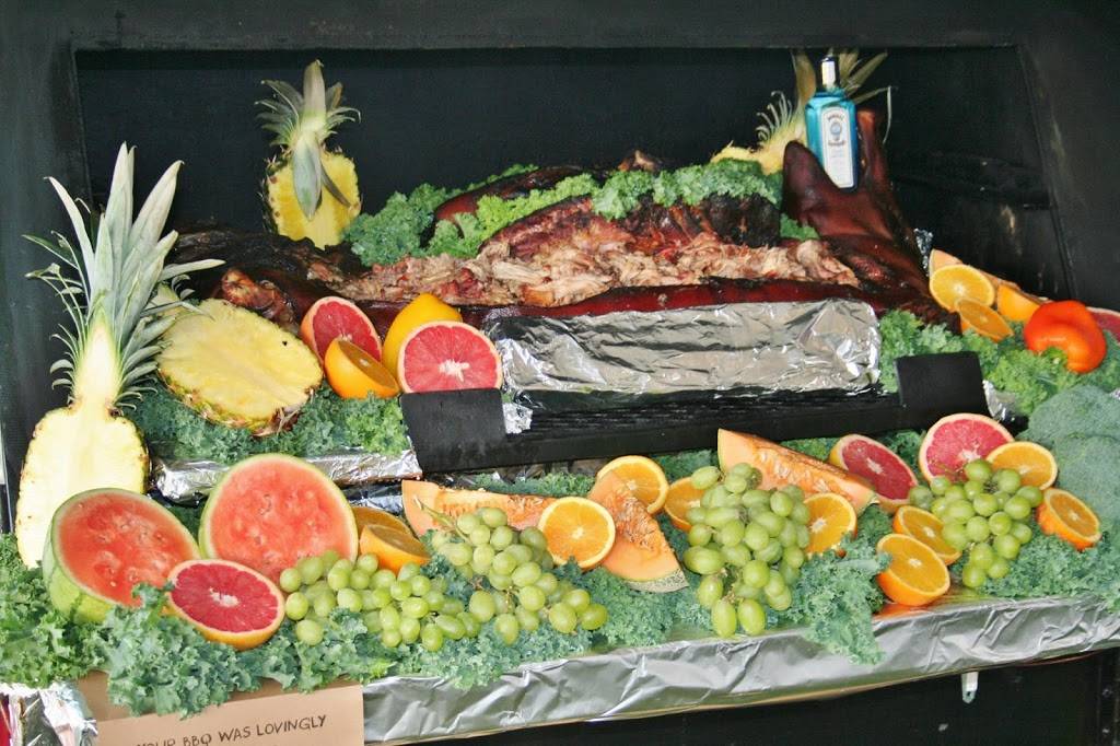 Hog-It-Up BBQ LLC | restaurant | 831 Beechwood Ln, Bluemont, VA 20135, USA | 5402077906 OR +1 540-207-7906