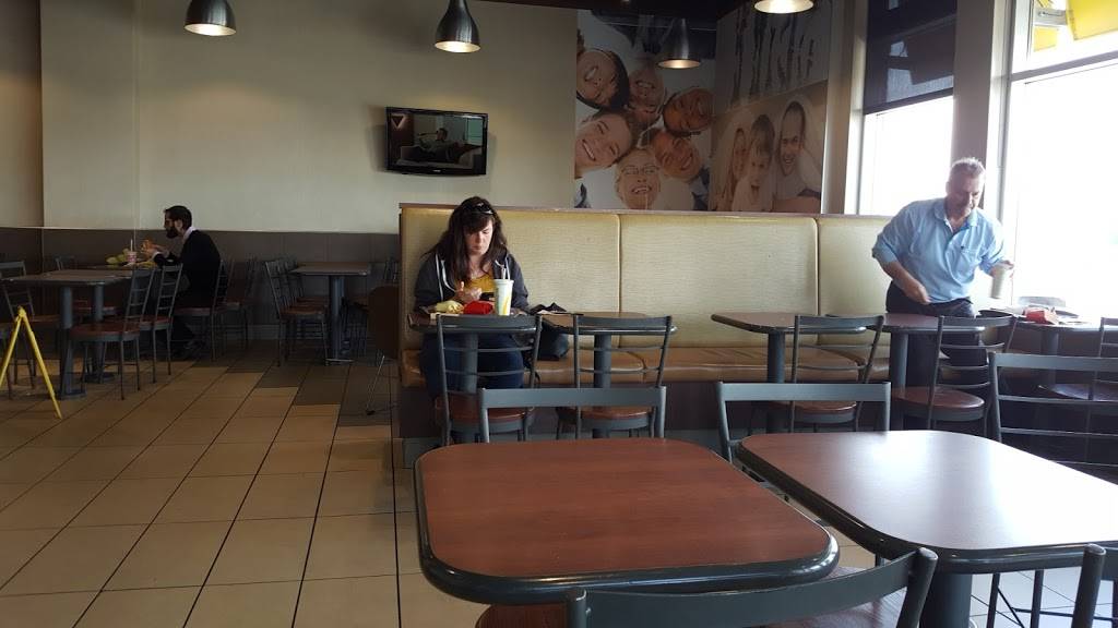 McDonalds | cafe | 7995 Boul Henri-Bourassa E, Montréal, QC H1E 1N9, Canada | 5148816012 OR +1 514-881-6012