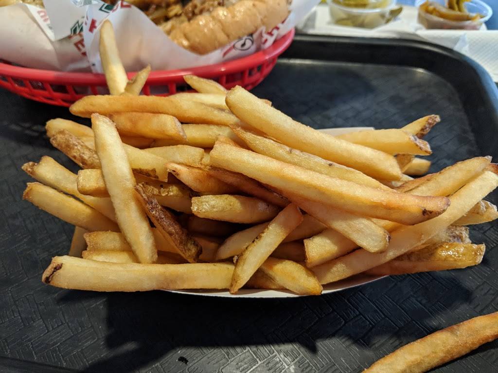 Phillys Best | meal takeaway | 1419 W Olive Ave, Burbank, CA 91506, USA | 8188408700 OR +1 818-840-8700