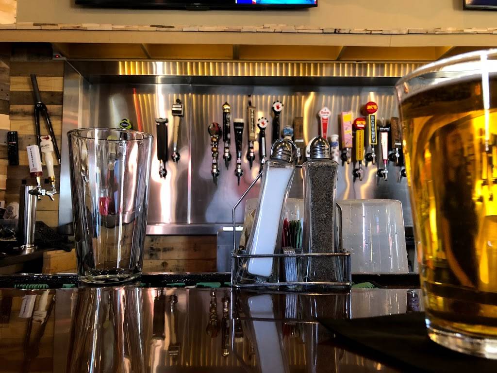 Broken Spoke Taphouse | restaurant | 302 S Main St suite c, Las Cruces, NM 88001, USA | 5753238051 OR +1 575-323-8051