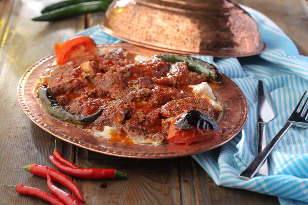 Vourla Mediterranean Grill & Cafe | restaurant | 1860 Tamiami Trail N, Naples, FL 34102, USA | 2398887074 OR +1 239-888-7074