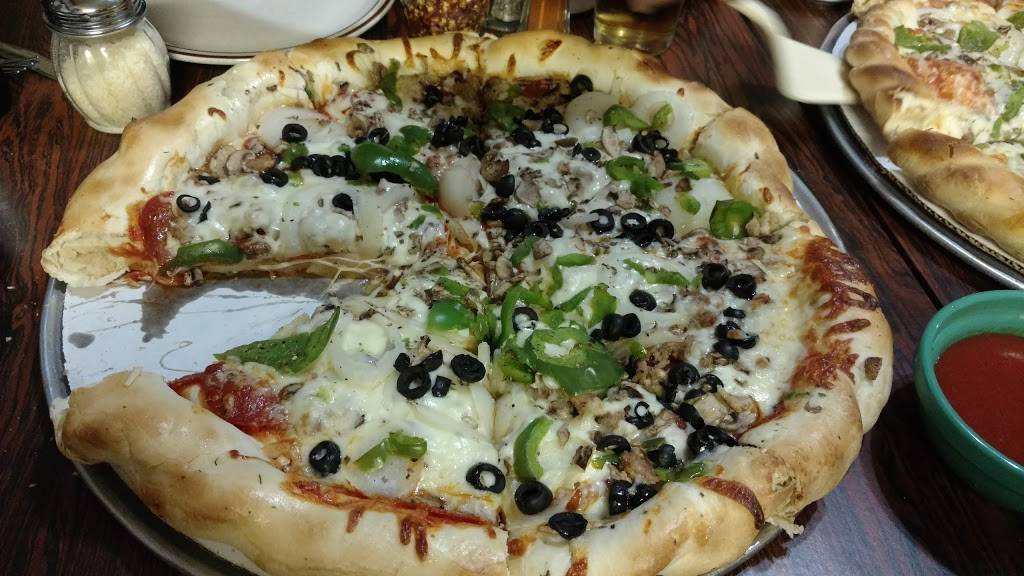 Slice of Chicago | restaurant | 2353, 507 W Wisconsin St, Sparta, WI 54656, USA | 6082692181 OR +1 608-269-2181