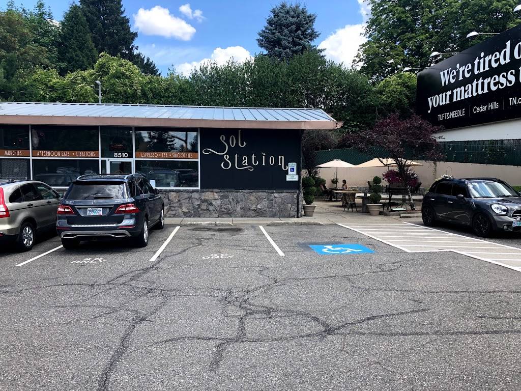 Sol Station | restaurant | 8510 SW Terwilliger Blvd, Portland, OR 97219, USA | 9712550052 OR +1 971-255-0052