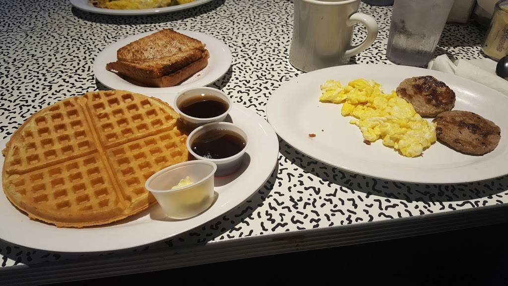 Avalon Diner | restaurant | 12810 Southwest Fwy, Stafford, TX 77477, USA | 2812400213 OR +1 281-240-0213