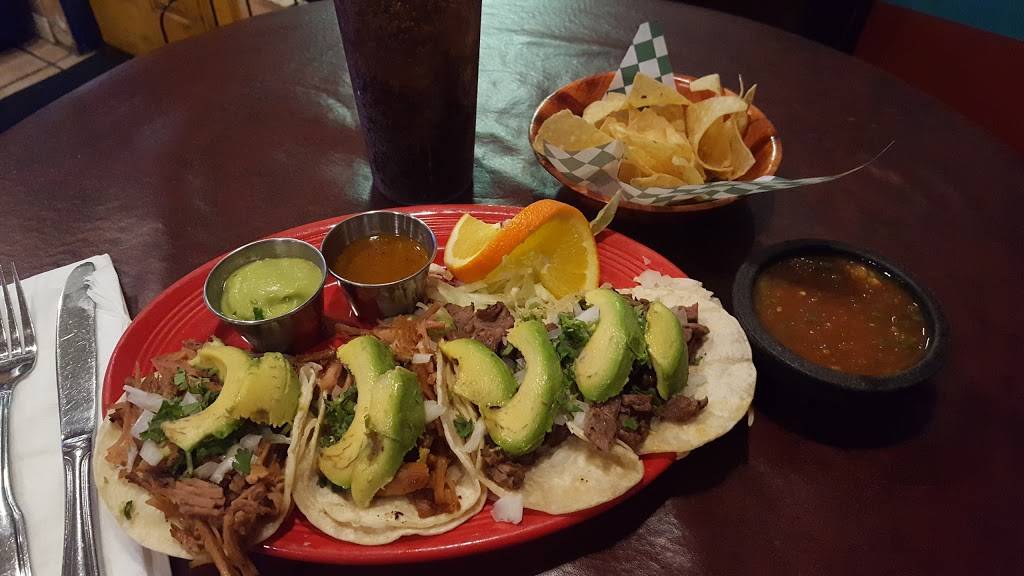 Puesta Del Sol | restaurant | 1622 S Gaffey St, San Pedro, CA 90731, USA | 3108339765 OR +1 310-833-9765