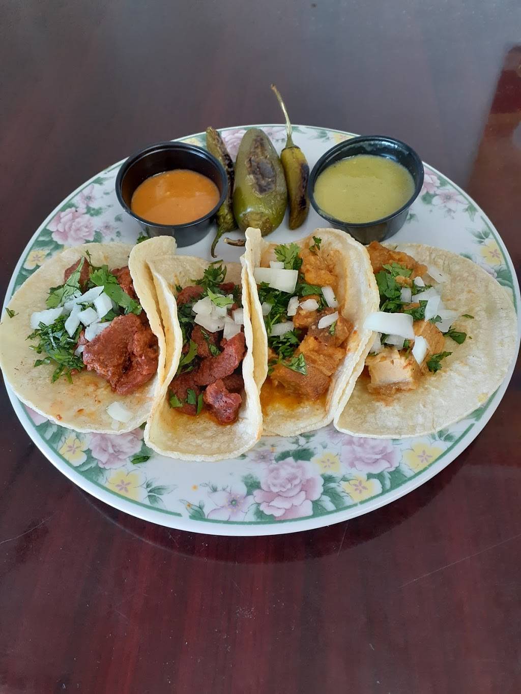 La fondita de verito | restaurant | 4710 E Lancaster Ave, Fort Worth, TX 76103, USA | 2143063128 OR +1 214-306-3128