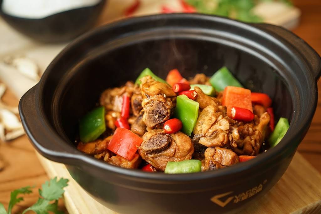 Yangs Braised Chicken Rice (North York) 杨铭宇黄焖鸡米饭 | restaurant | 5285 Yonge St Unit3, North York, ON M2N 5R3, Canada | 4162236696 OR +1 416-223-6696