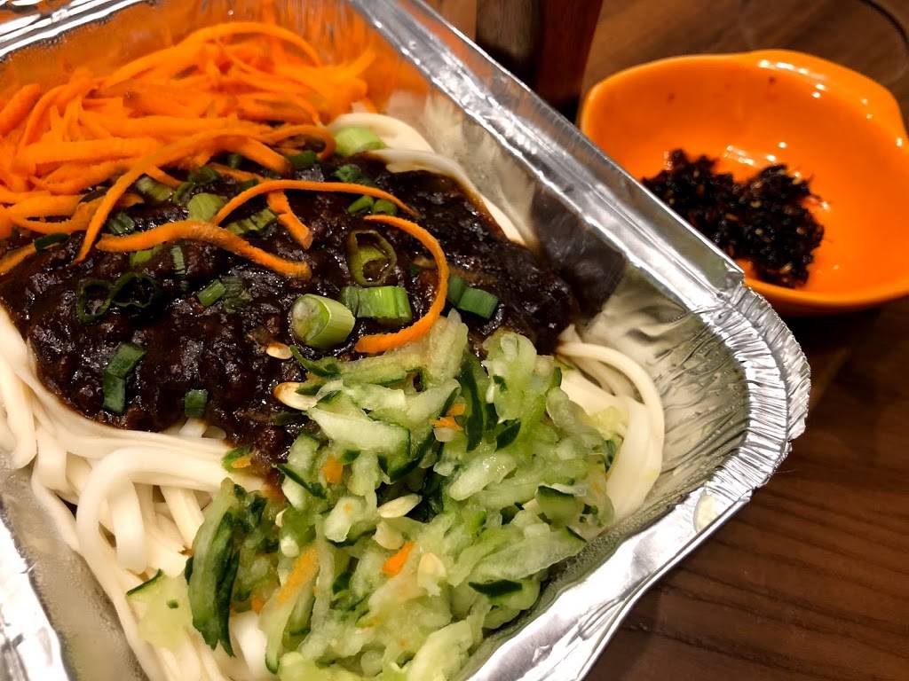 Oh Dumplings | restaurant | 6 Bergen St, Brooklyn, NY 11201, USA | 3477991237 OR +1 347-799-1237