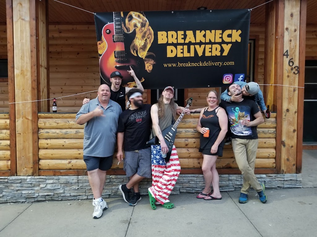 Snowballs Bar | meal takeaway | 463 E Wall St, Ellsworth, WI 54011, USA | 7152735174 OR +1 715-273-5174