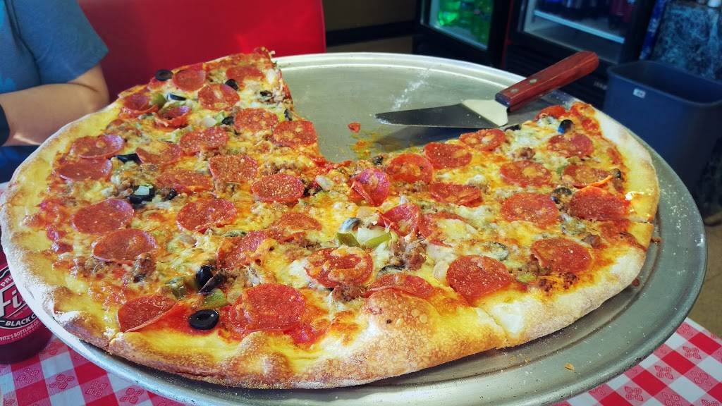 Feraros Pizza | restaurant | 11726 Baptist Church Rd, Sappington, MO 63128, USA | 3148433456 OR +1 314-843-3456