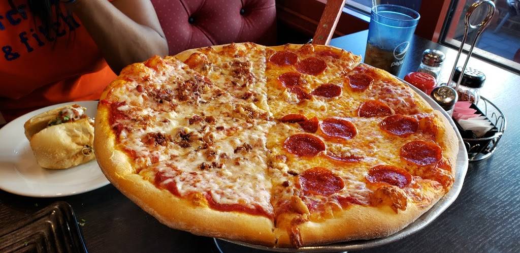 Gusto Italian Kitchen | restaurant | 3316 Atlantic Ave, Virginia Beach, VA 23451, USA | 7575007487 OR +1 757-500-7487