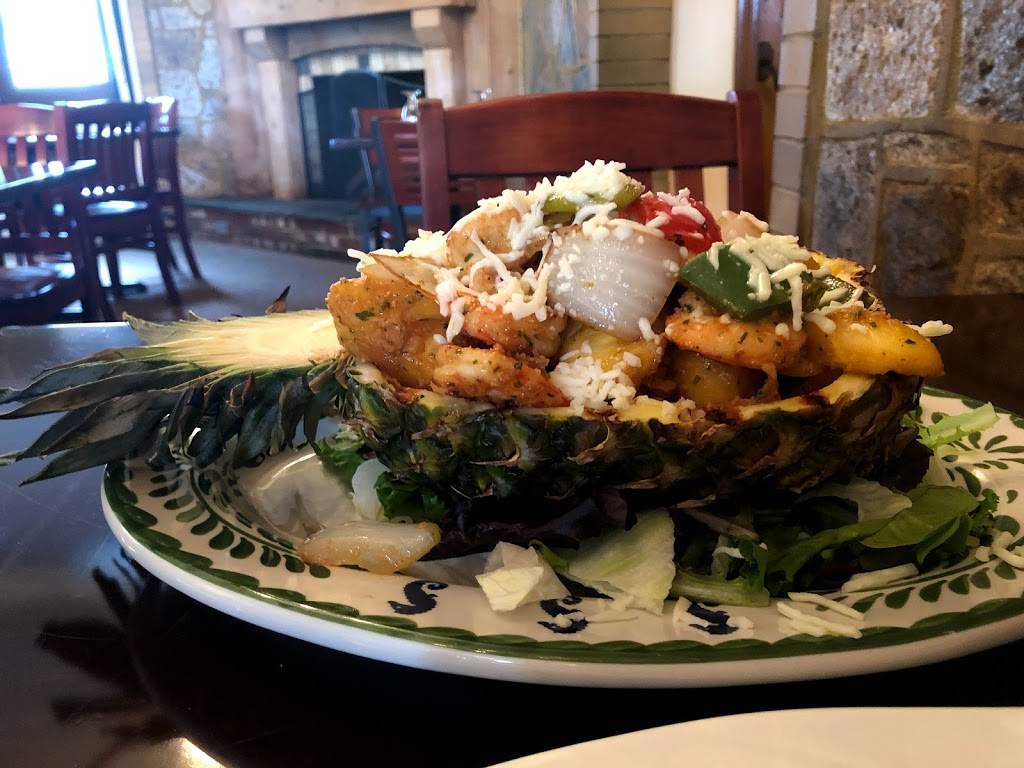 The Little Colombia Restaurant | restaurant | 672 Main St, East Haven, CT 06512, USA | 2037451649 OR +1 203-745-1649