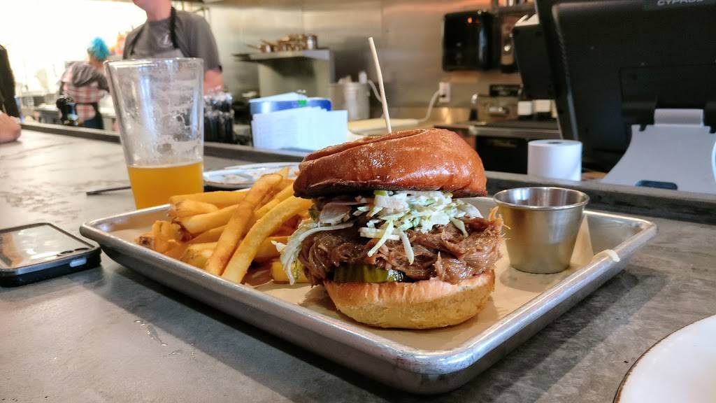 The Little Lamb Gastropub | restaurant | 2475 north McMullen Booth Rd, Clearwater, FL 33759, USA | 7274013339 OR +1 727-401-3339