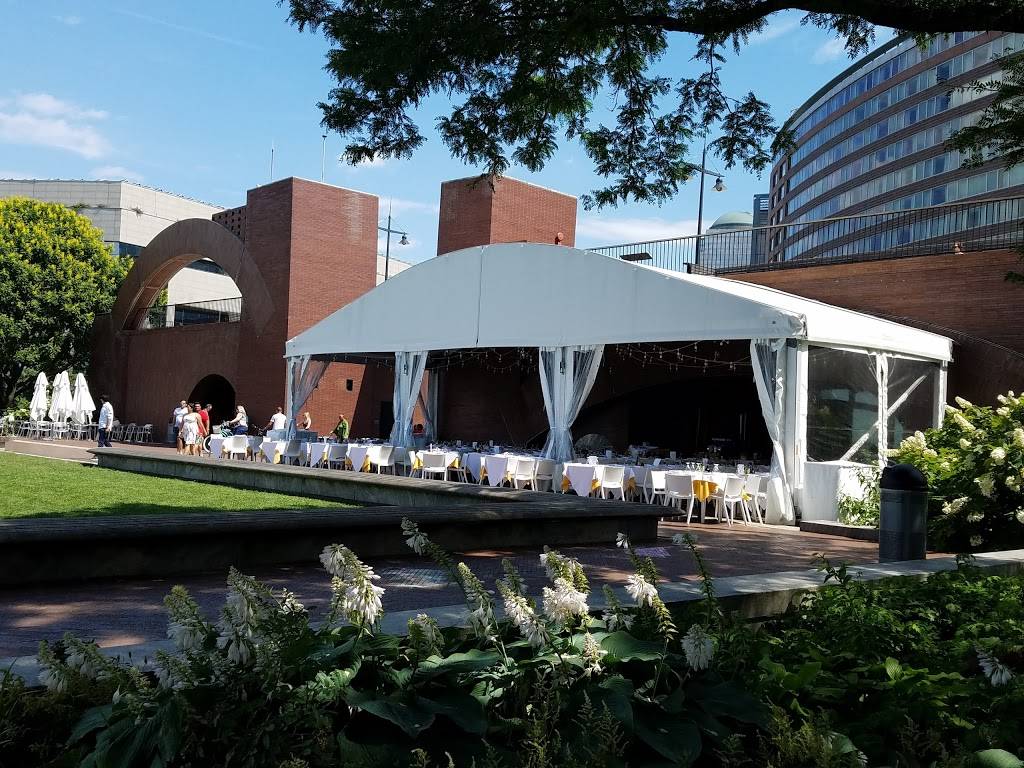 Gigino At Wagner Park | restaurant | 20 Battery Pl, New York, NY 10004, USA | 2125282228 OR +1 212-528-2228