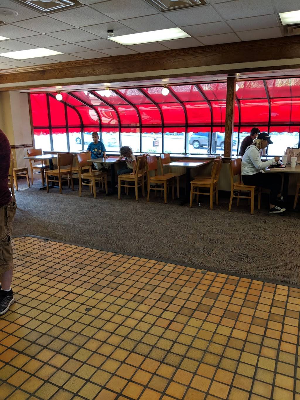 Wendys | restaurant | 3239 S Arlington Rd, Akron, OH 44312, USA | 3306450468 OR +1 330-645-0468