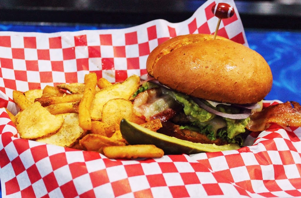 KAOS Bar & Nightclub | restaurant | 212 S Wenatchee Ave, Wenatchee, WA 98801, USA | 5098883445 OR +1 509-888-3445