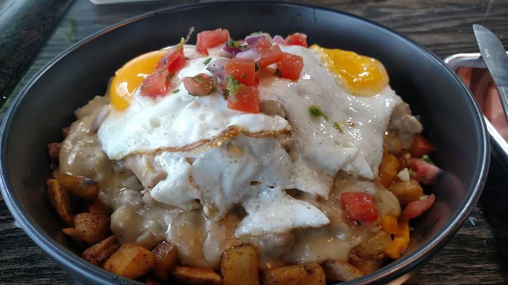 The Lazy Bee | restaurant | 126 Front St, Berea, OH 44017, USA | 4404039486 OR +1 440-403-9486