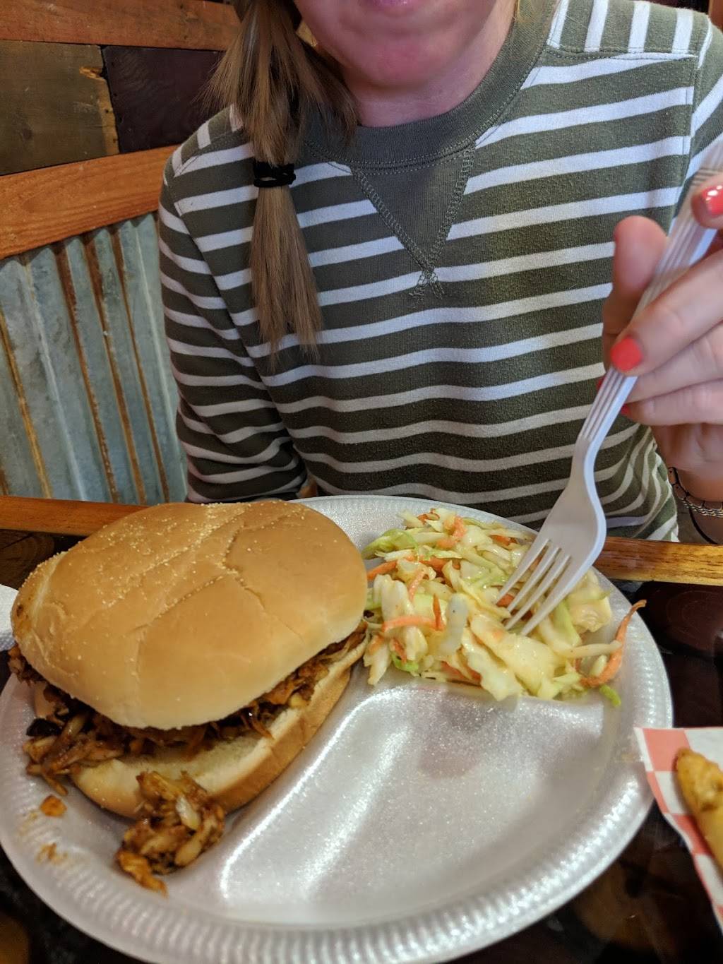 Petes Gourmet BBQ | restaurant | 6852 Forest Hill Blvd, Greenacres, FL 33413, USA | 5618122189 OR +1 561-812-2189