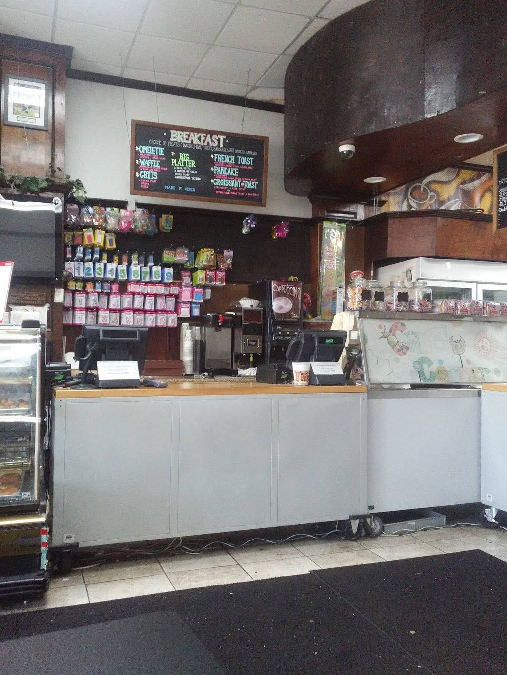 Chriss Donuts | bakery | 7030 Bullard Ave, New Orleans, LA 70128, USA | 5042185814 OR +1 504-218-5814