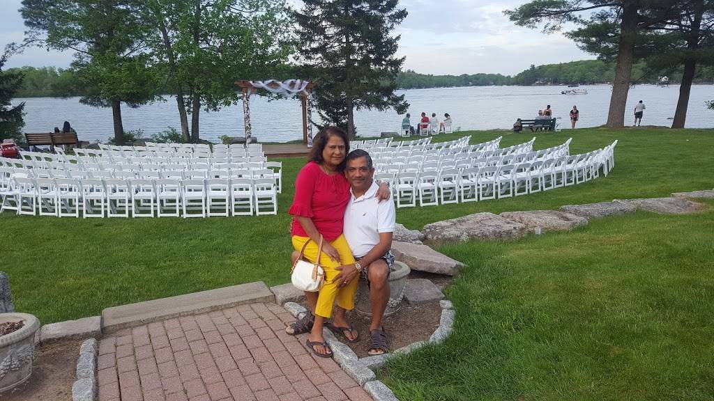 Thirsty Moose Saloon | restaurant | 428 Moseywood Rd, Lake Harmony, PA 18624, USA | 5702156128 OR +1 570-215-6128