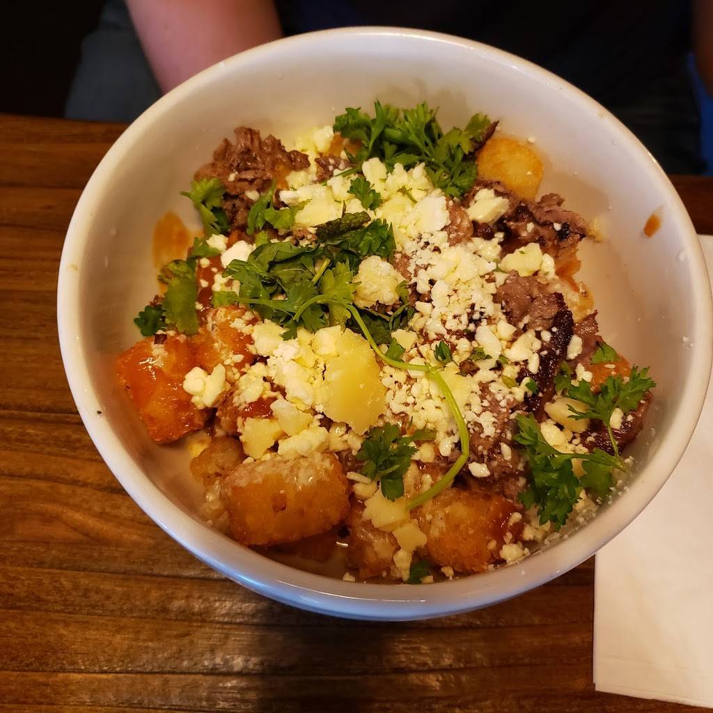 LP - Street Food | restaurant | 302 3rd Ave SW, Cedar Rapids, IA 52404, USA | 3193644042 OR +1 319-364-4042