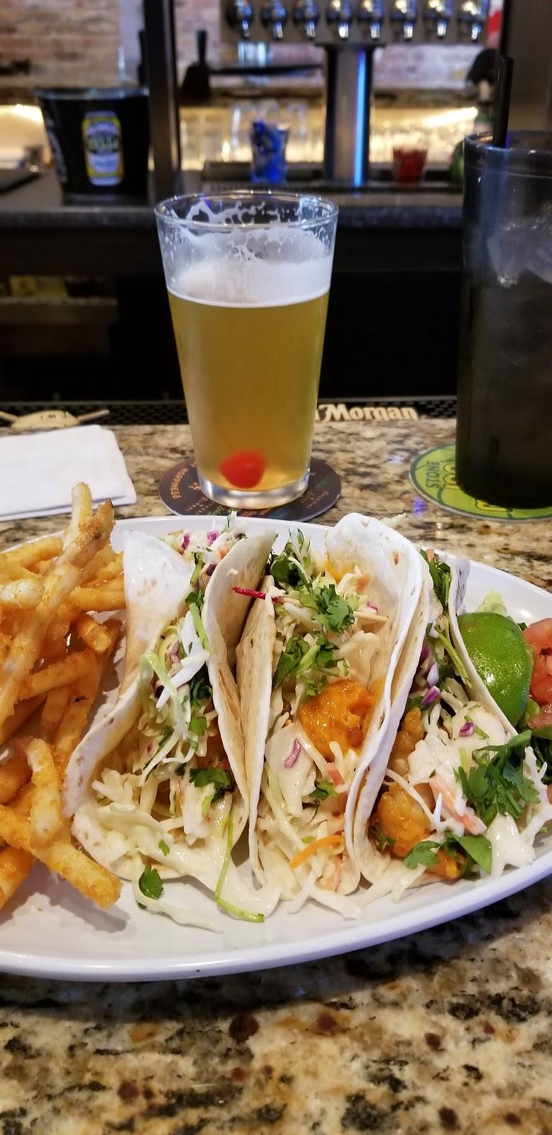 Barrel House | restaurant | 1321 5th Ave, Moline, IL 61265, USA | 3095171973 OR +1 309-517-1973