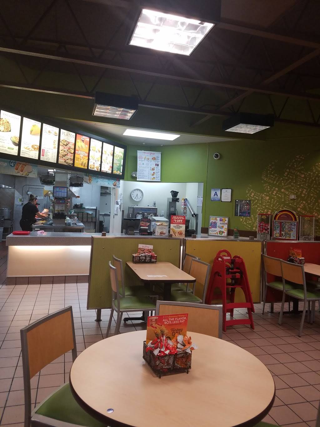 Del Taco | meal takeaway | 2000 Riverside Ave, Rialto, CA 92377, USA | 9098779700 OR +1 909-877-9700