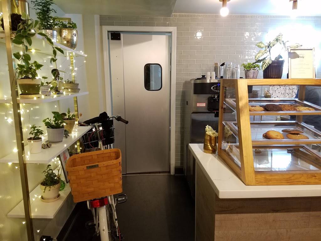 Sweet Belly Desserts | bakery | 435 19th St, Oakland, CA 94612, USA | 5108397295 OR +1 510-839-7295