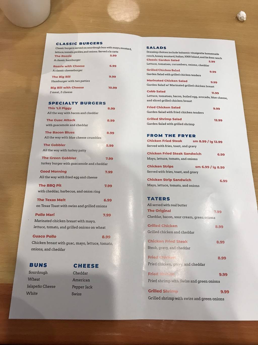 Rozzie Bs | restaurant | 9675 Eagle Dr, Mont Belvieu, TX 77523, USA | 8323077352 OR +1 832-307-7352