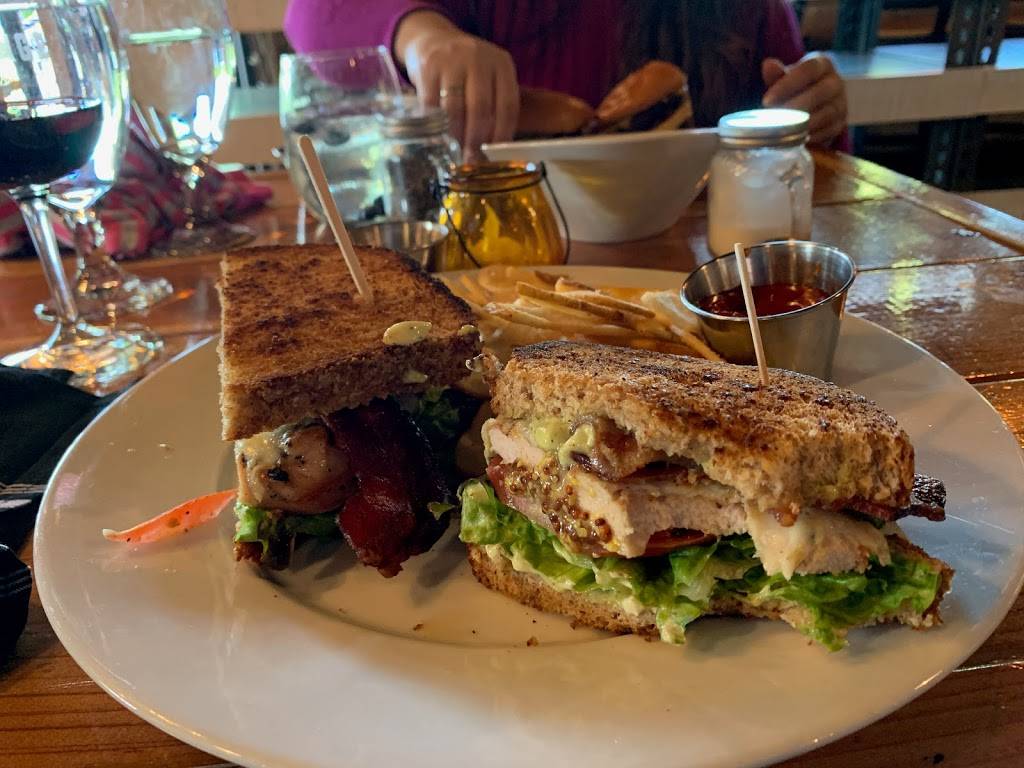 Le Grange Grill and Cellars | restaurant | 24683 Washington Ave, Murrieta, CA 92562, USA | 9516002800 OR +1 951-600-2800