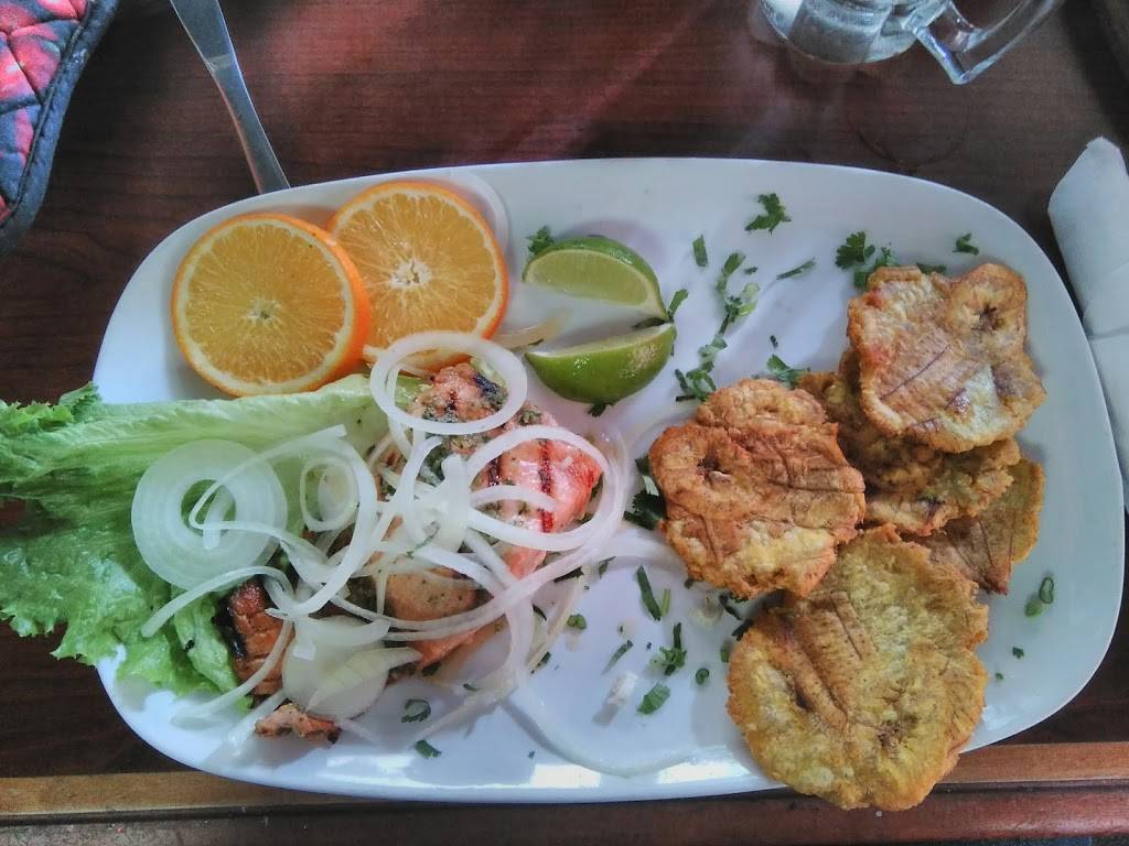 Monserrate Restaurant Bar and Grill | restaurant | 2311 W Hillsborough Ave, Tampa, FL 33603, USA | 8138782466 OR +1 813-878-2466