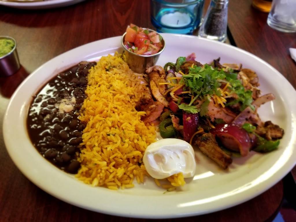 Pura Vida | restaurant | 527 Fairmount Ave, Philadelphia, PA 19123, USA | 2159226433 OR +1 215-922-6433