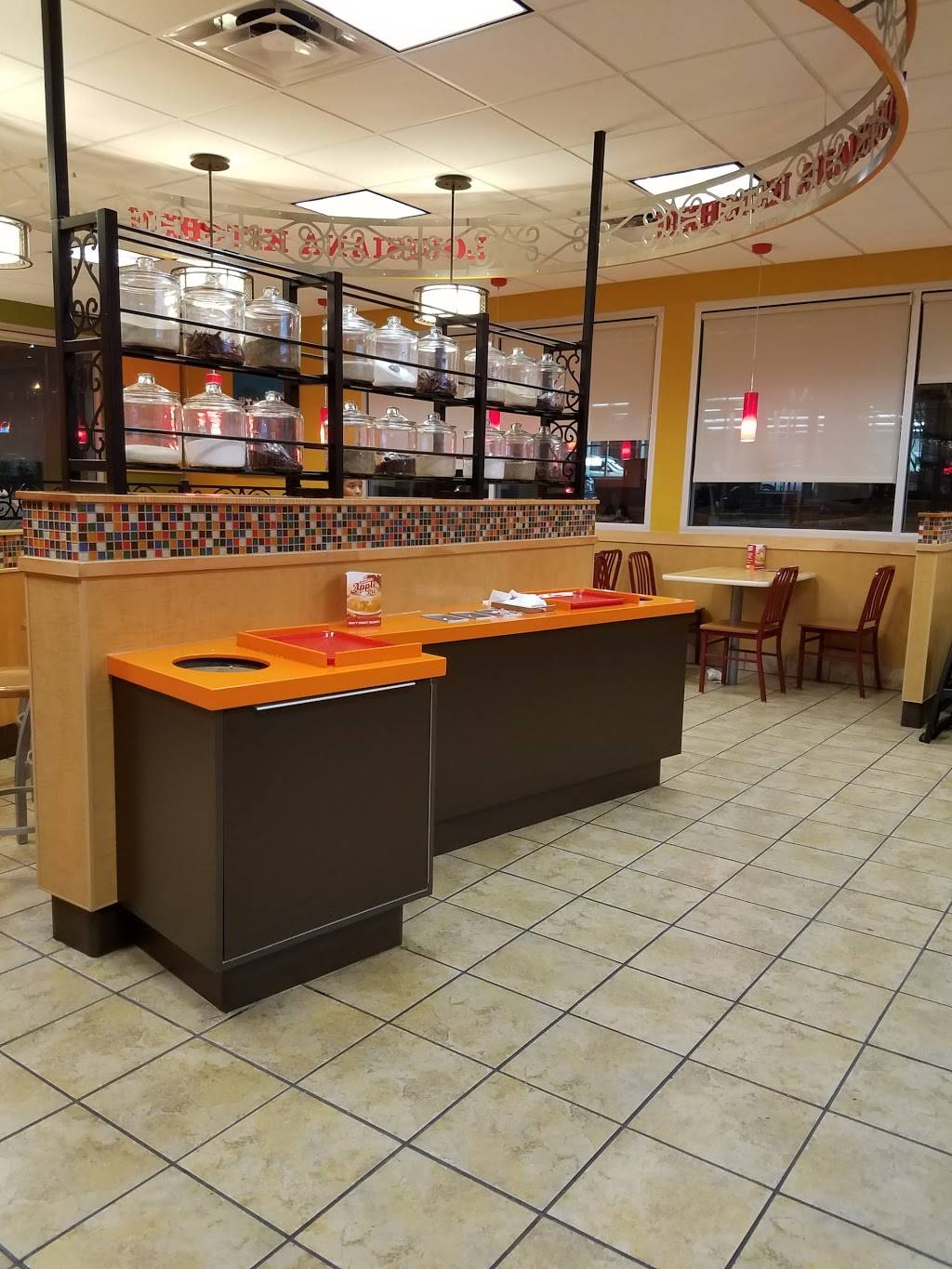 Popeyes Louisiana Kitchen | restaurant | 13546 S Black Bob Rd, Olathe, KS 66062, USA | 9138291115 OR +1 913-829-1115