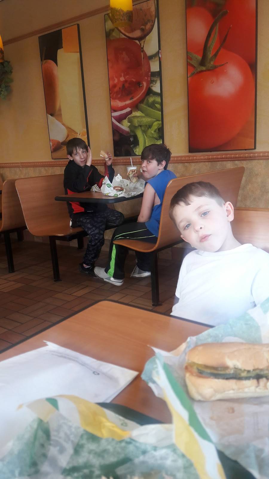 Subway | restaurant | 5046 Peach St, Millcreek Township, PA 16509, USA | 8148663117 OR +1 814-866-3117