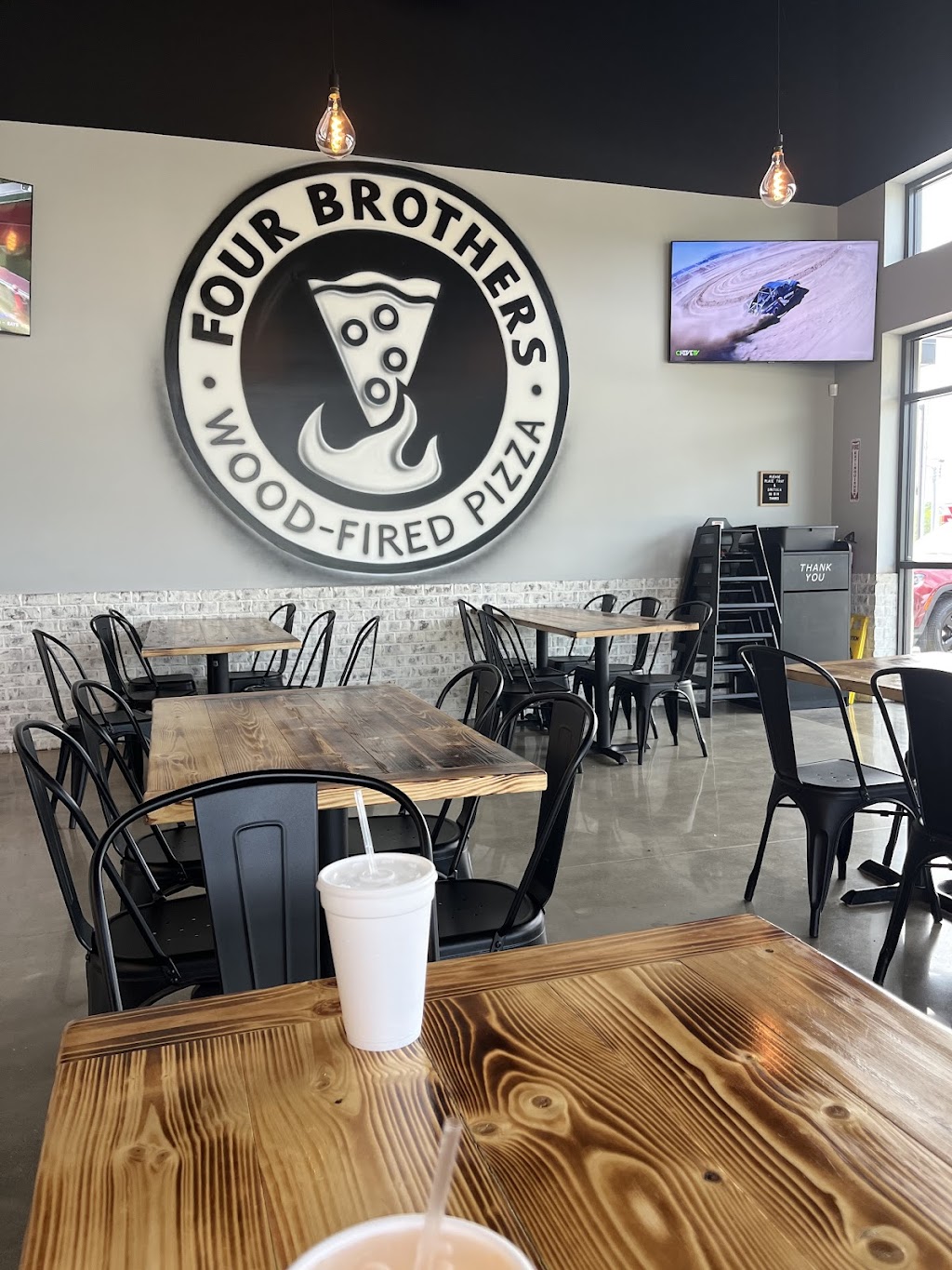 Four Brothers Wood-Fired Pizza SANGO (Madison St) | restaurant | 2720 Madison St Suite A, Clarksville, TN 37043, USA | 9314010799 OR +1 931-401-0799