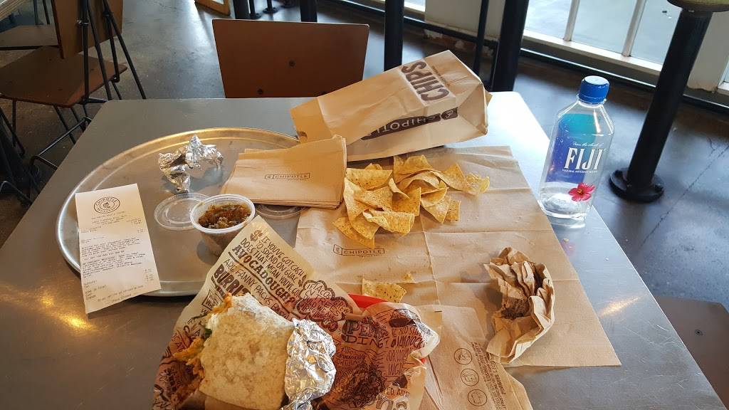 Chipotle Mexican Grill | restaurant | 24631 Crenshaw Blvd Ste A, Torrance, CA 90505, USA | 3105300690 OR +1 310-530-0690