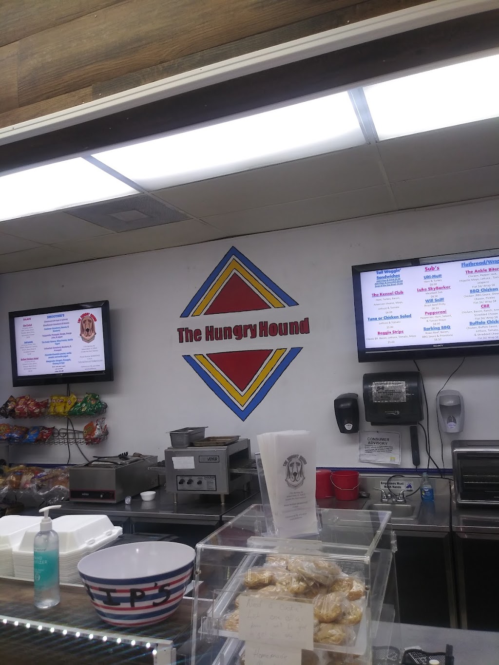 The Hungry Hound | restaurant | 1795 Berkley Rd, Auburndale, FL 33823, USA | 8638455422 OR +1 863-845-5422